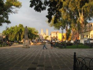 Picture taken at 7.45 pm at plaza del Carmen. San José church at back.